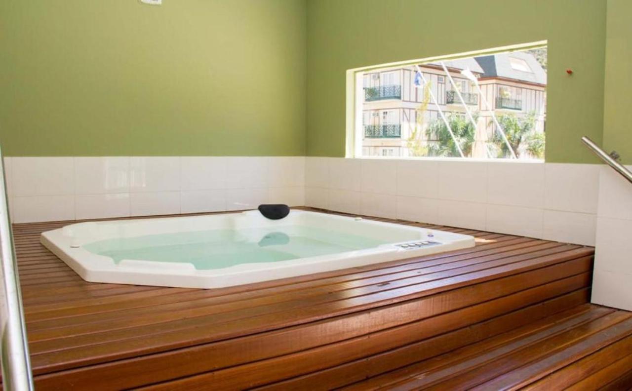 Happy Flat Itaipava - Granja Brasil Hotel Ngoại thất bức ảnh