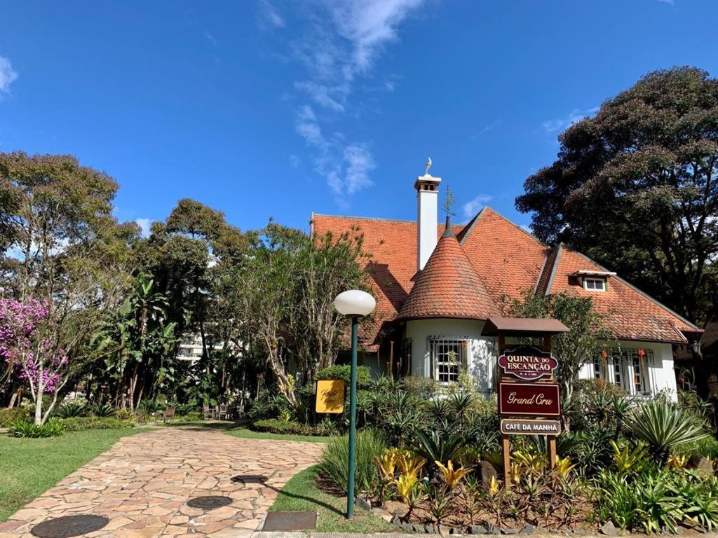 Happy Flat Itaipava - Granja Brasil Hotel Ngoại thất bức ảnh