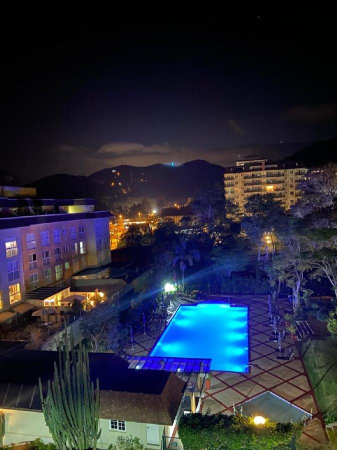 Happy Flat Itaipava - Granja Brasil Hotel Ngoại thất bức ảnh
